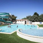 Mobil-home Confortable Avec 2 Et Cuisine équipée - Api-1-52-481 Camping Les Achards (Vendee)