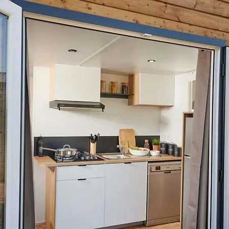 Campsite Mobil-home Confortable Avec 2 Et Cuisine Equipee - Api-1-52-481