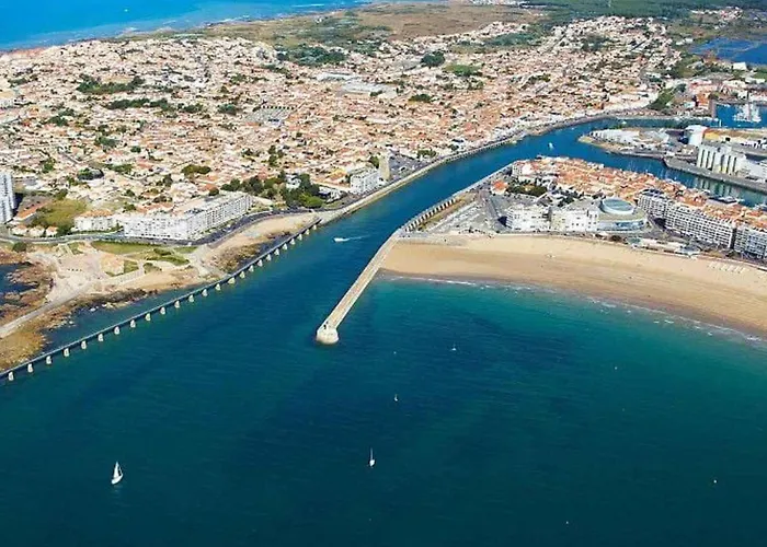 Campsite Mobil-home Confortable Avec 2 Et Cuisine Equipee - Api-1-52-481 *