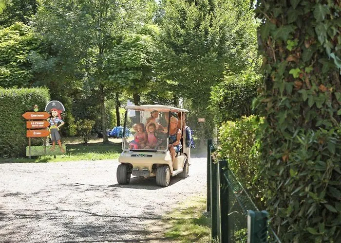 Campsite Mobil-home Confortable Avec 2 Et Cuisine Equipee - Api-1-52-481 Les Achards (Vendee)